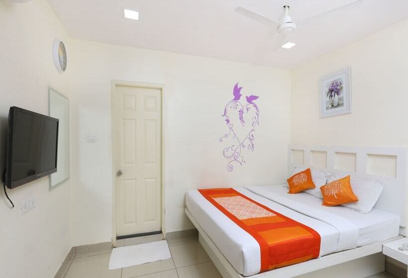 Fabhotel Colors Service Apartment   Nr Santhome Cathedral Basilica & Marina Beach