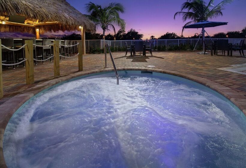 فندق Hampton Inn Marathon   Florida Keys