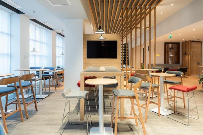 בית מלון כפרי Holiday Inn Express   Astana   Turan, An Ihg