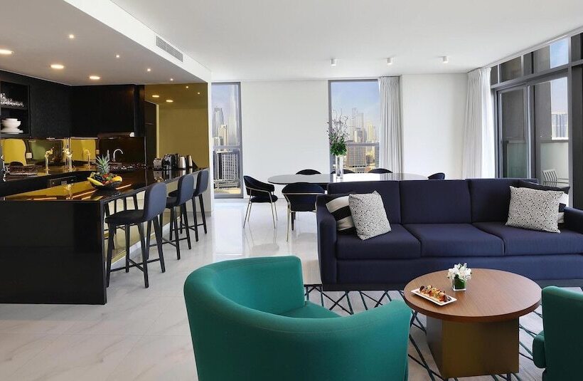 ホテル Millennium Atria Business Bay