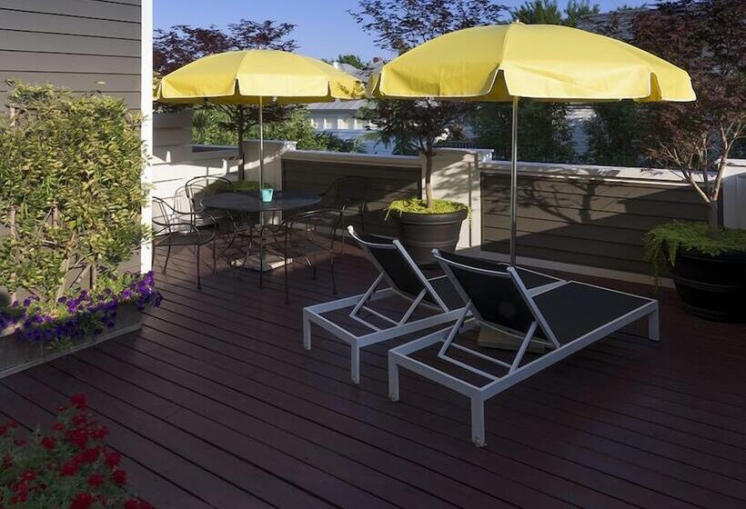 فندق Rehoboth Guest House   Adults Only