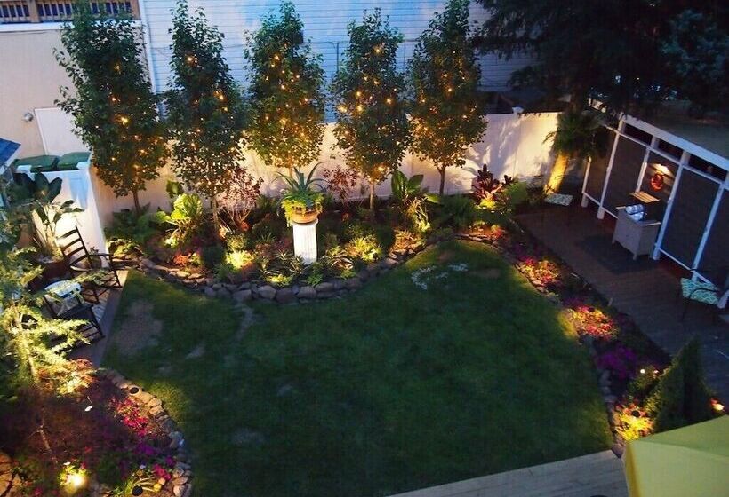 فندق Rehoboth Guest House   Adults Only