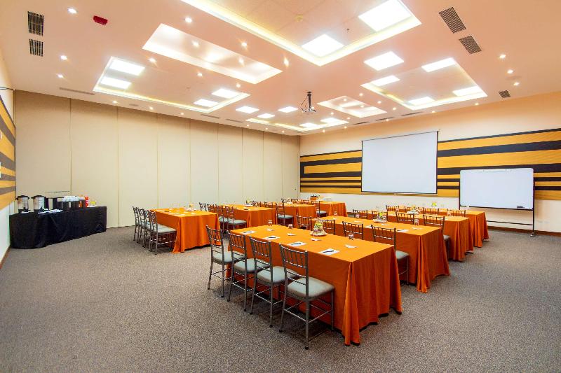 هتل Rincon De Puembo; Bw Signature Collection