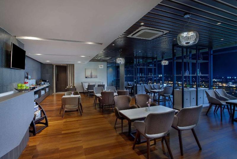 Wyndham Opi Hotel Palembang