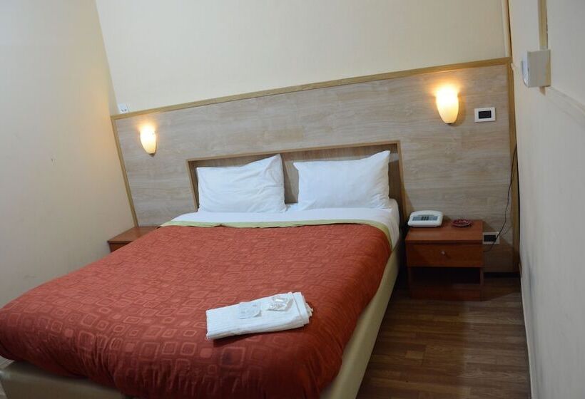 هتل Albergo Royal