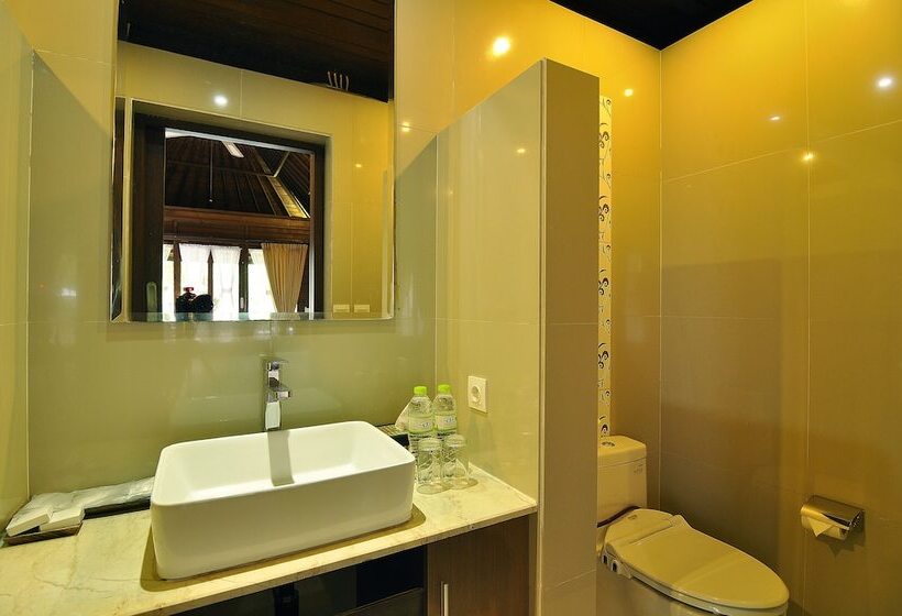 هتل Balangan Surf Resort