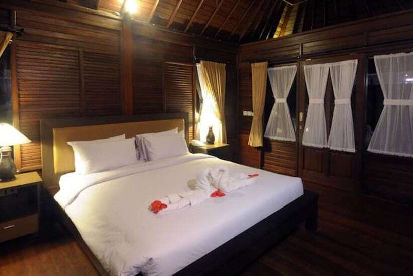 هتل Balangan Surf Resort
