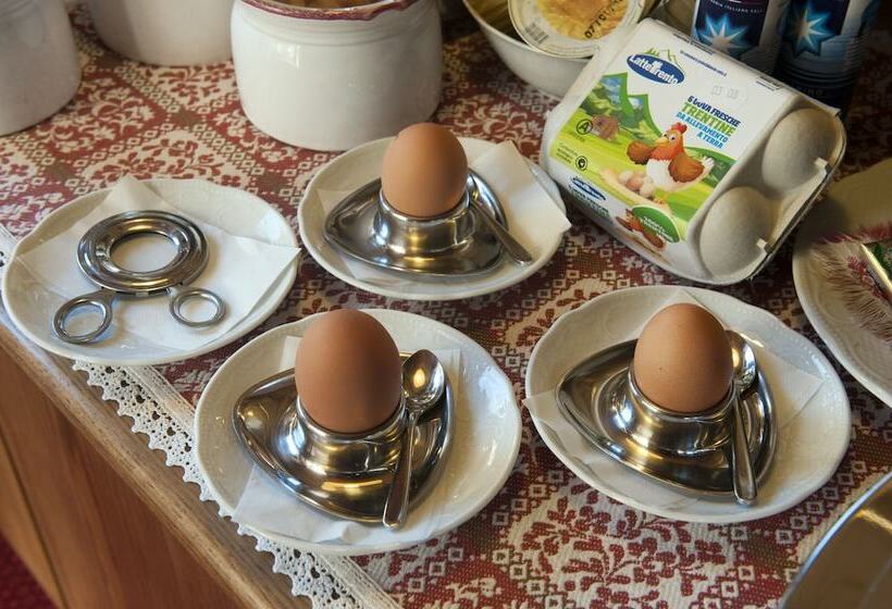 هتل Garni Dello Sportivo