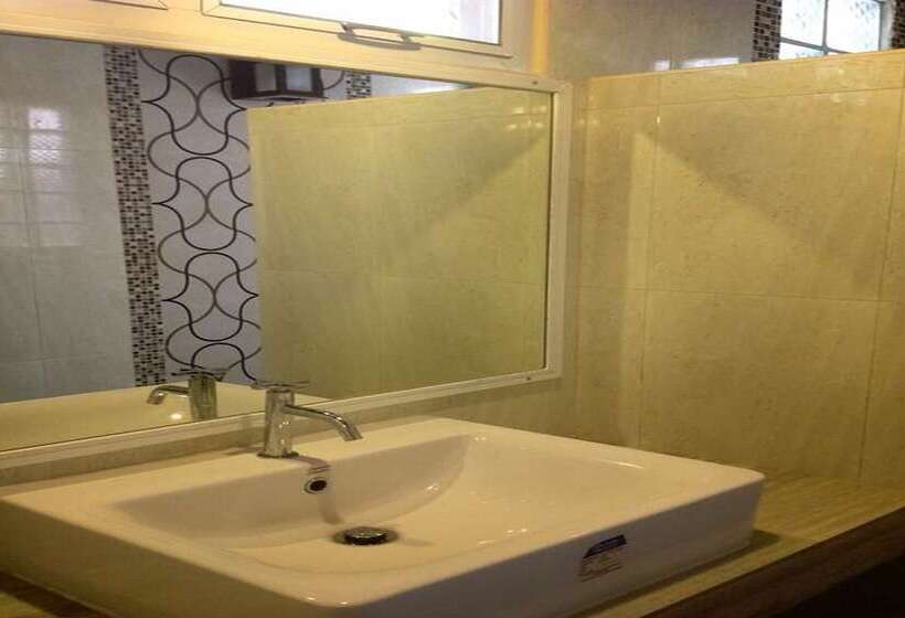 فندق Jj Beach Resort