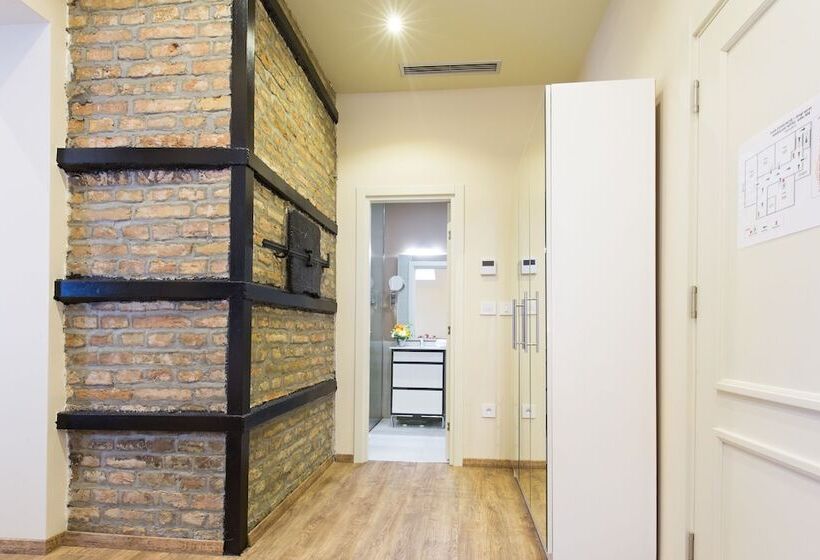 Marquise Hotel Garni