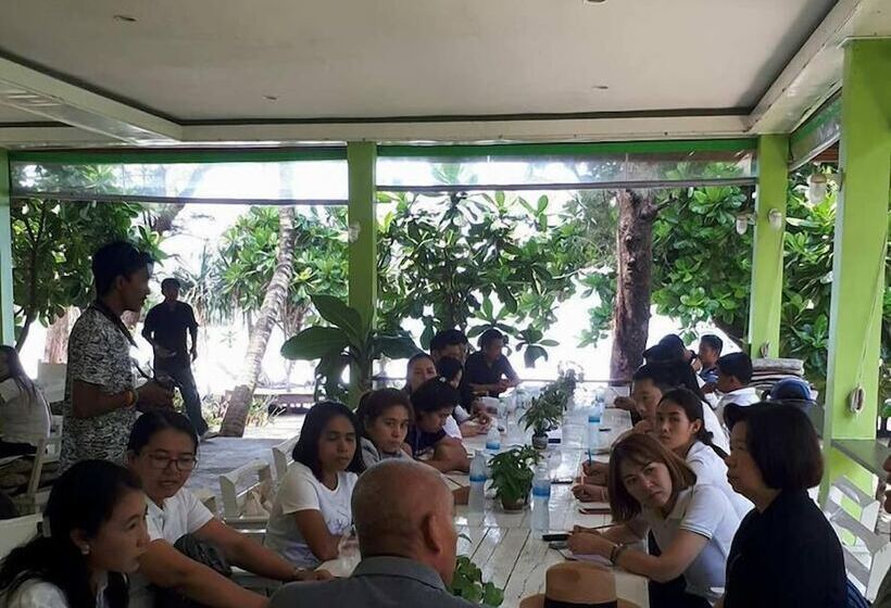 酒店 Phayam Coconut Beach Resort