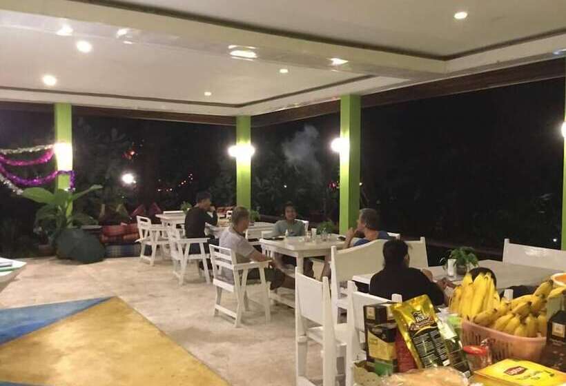 酒店 Phayam Coconut Beach Resort