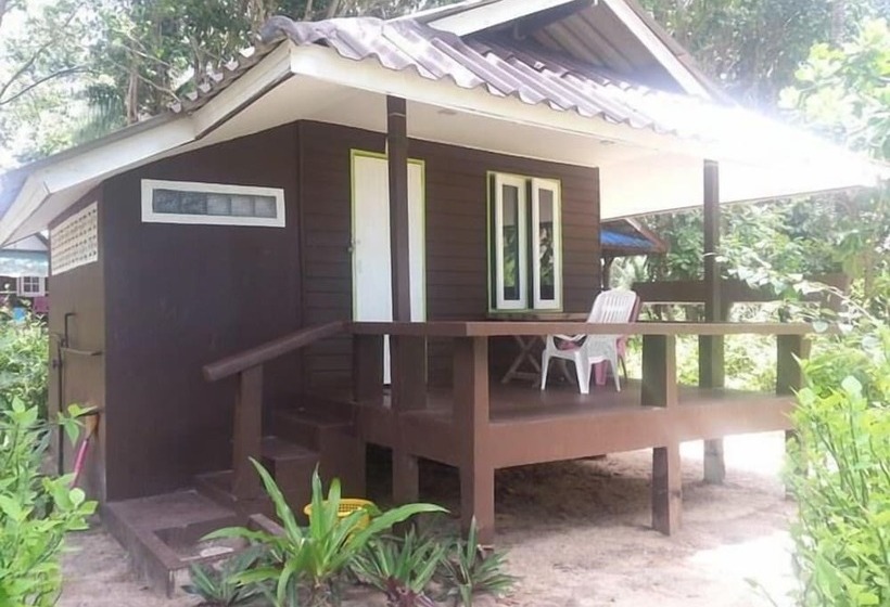 酒店 Phayam Coconut Beach Resort