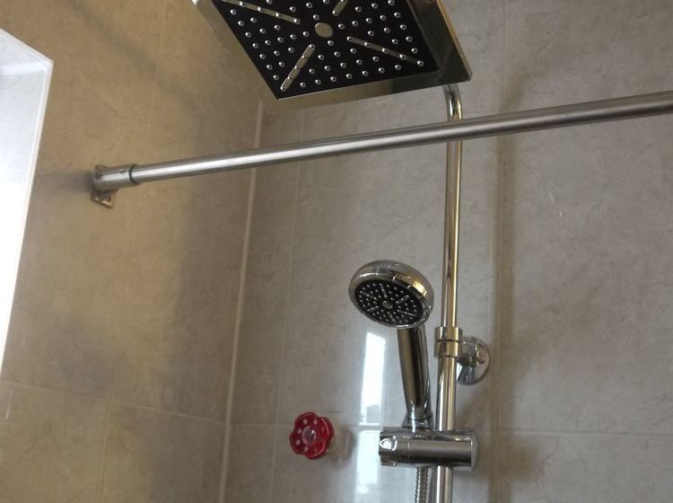 هتل The Summit Condominium &