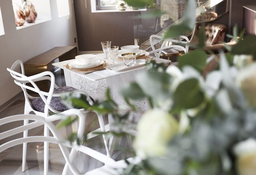 هتل Villa Birdie Boutique  Adults Only