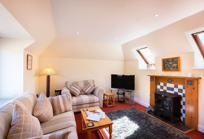 ホテル Merlin Cottage