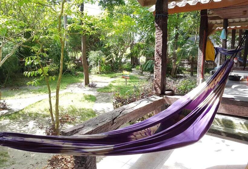 Отель Bamboo Bungalow Thong Nai Pan Yai