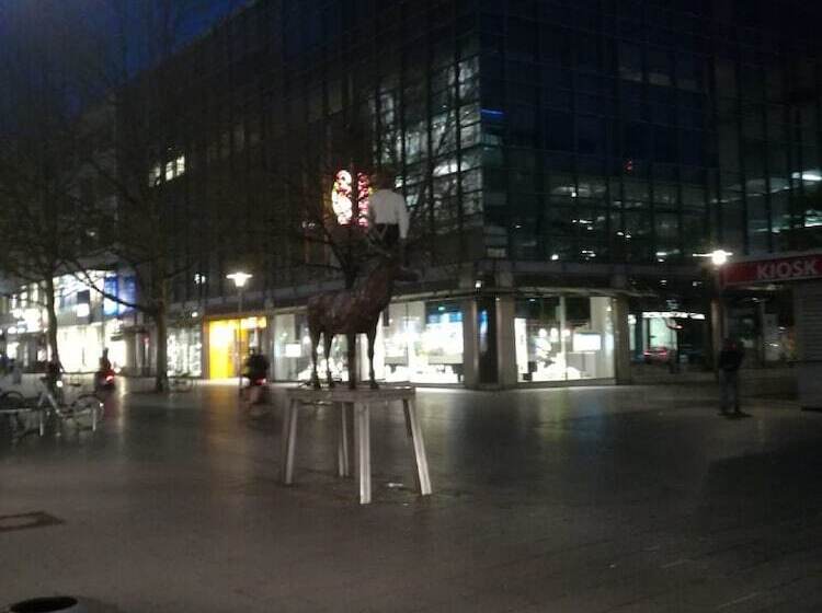 هتل City Center Suites Hannover