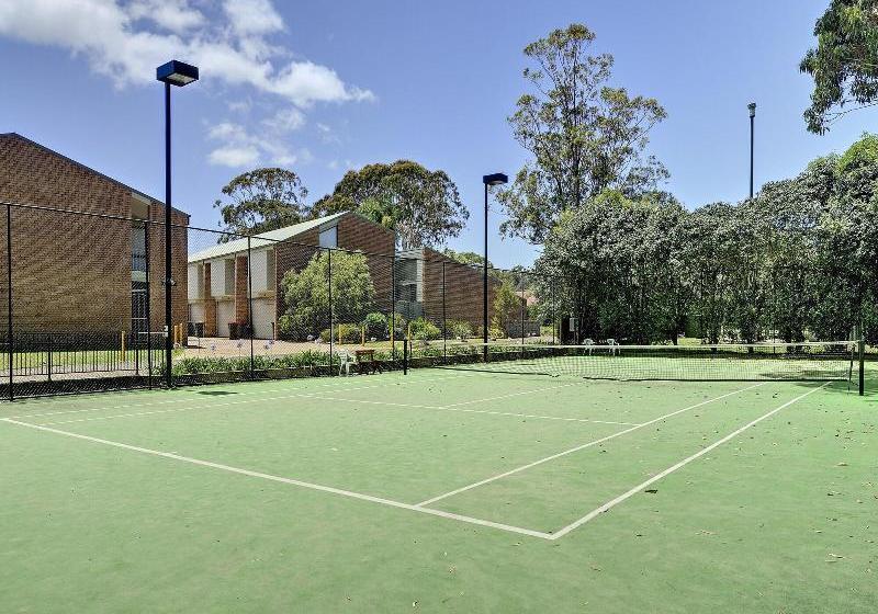 فندق Gowrie Ave, Bay Parklands, Unit 62, 2, Tristani