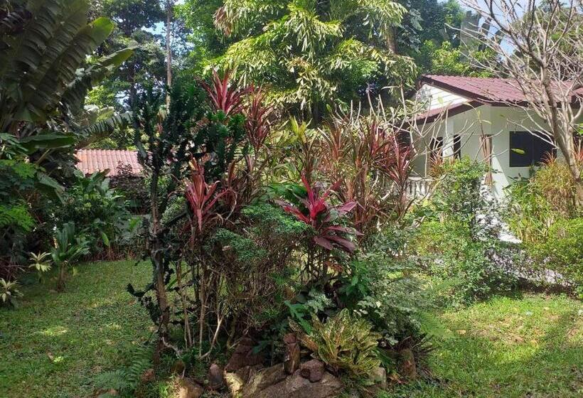 هتل Kamrai Resort