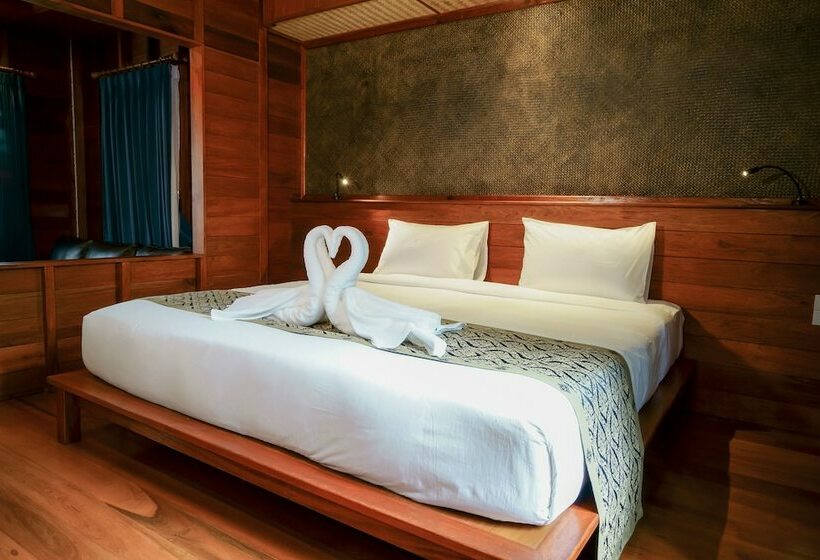 בית מלון כפרי Khanom Cabana Beach Resort