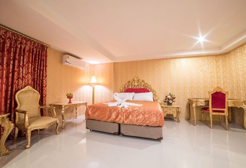 Отель Nakaraj Princess Chiang Rai  Walking Street