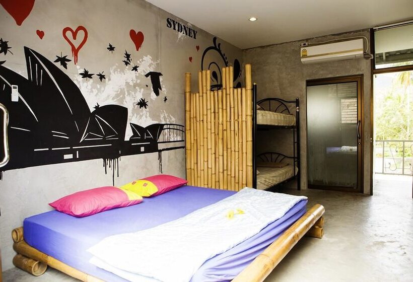 هتل Saparote Hostel