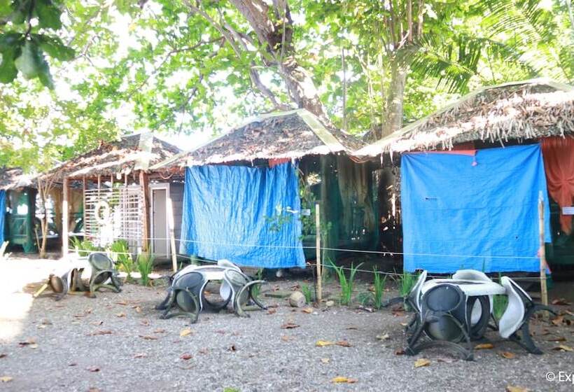 Hotelli Algen's Dive Resort