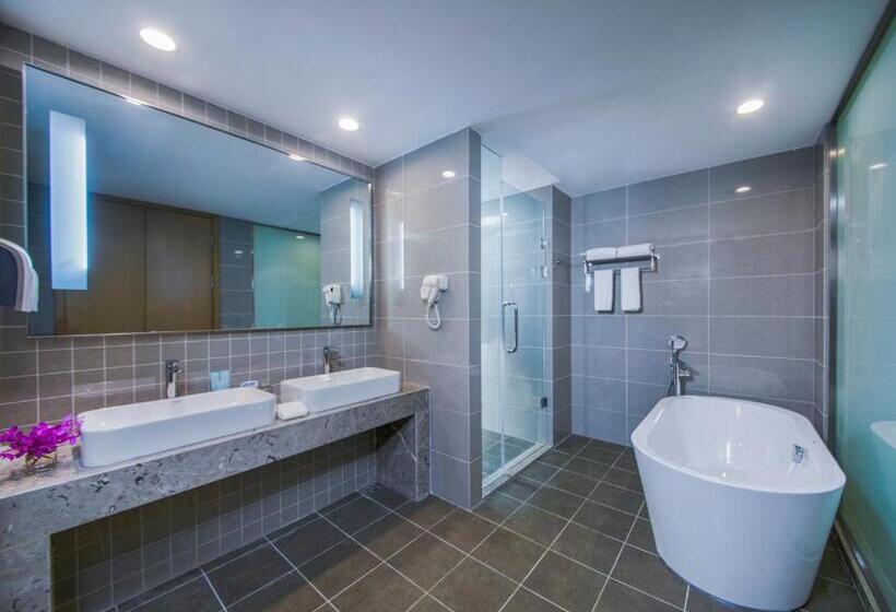 فندق Holiday Inn Express Guian Yungu, An Ihg