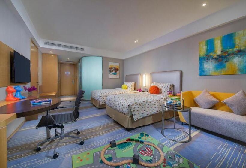 فندق Holiday Inn Express Guian Yungu, An Ihg