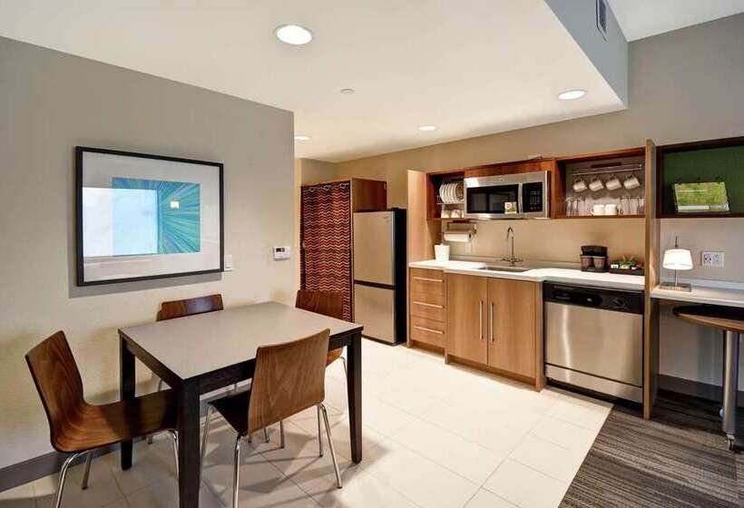 هتل Home2 Suites By Hilton Mechanicsburg