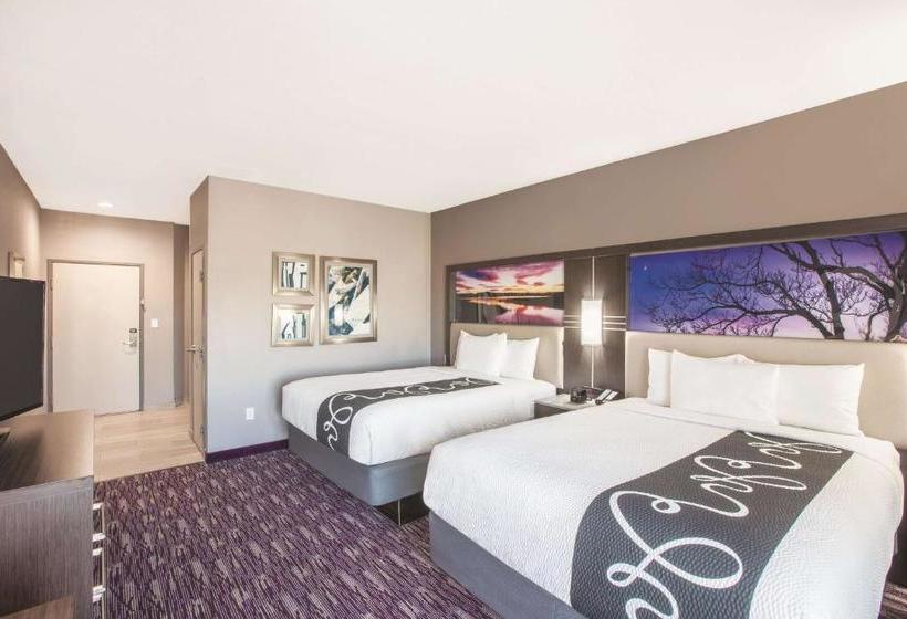 هتل La Quinta By Wyndham Kingsville