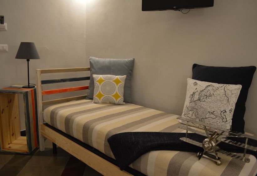 هتل Bed, Book & Breakfast Landolina