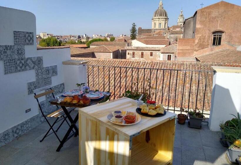 هتل Bed, Book & Breakfast Landolina