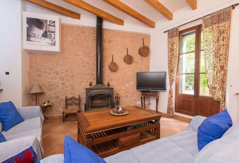 فندق Can Massana