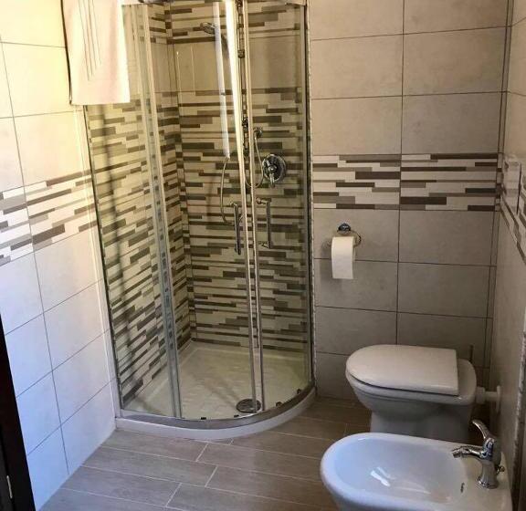 فندق Eleven Bed & Breakfast