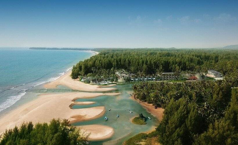 Hotel Devasom Khao Lak Beach Resort & Villas