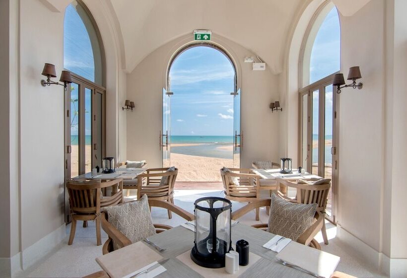 Hotel Devasom Khao Lak Beach Resort & Villas