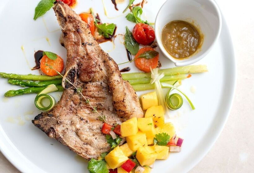 Hotel Devasom Khao Lak Beach Resort & Villas