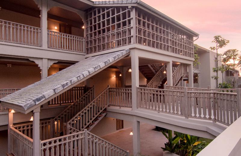 Hotel Devasom Khao Lak Beach Resort & Villas