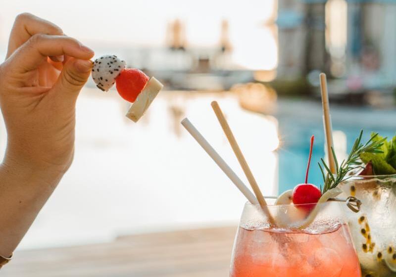 Hotel Devasom Khao Lak Beach Resort & Villas