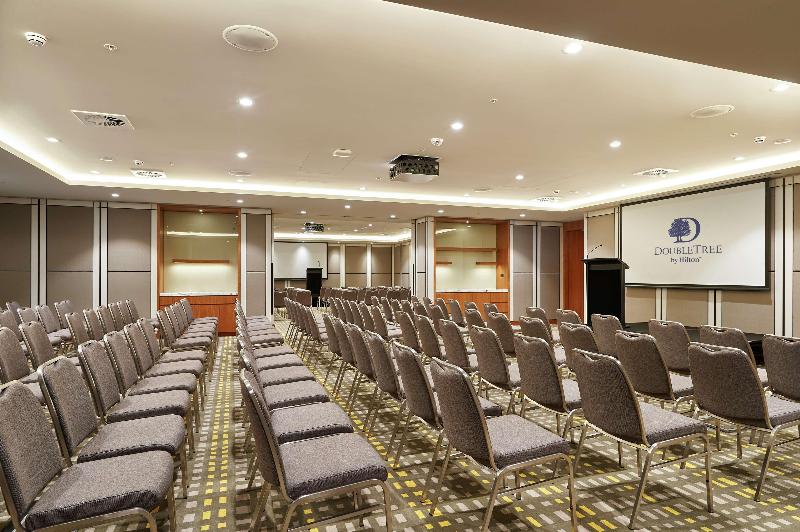 هتل Doubletree By Hilton Perth Northbridge