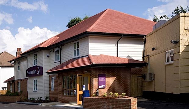 Premier Inn Twickenham East