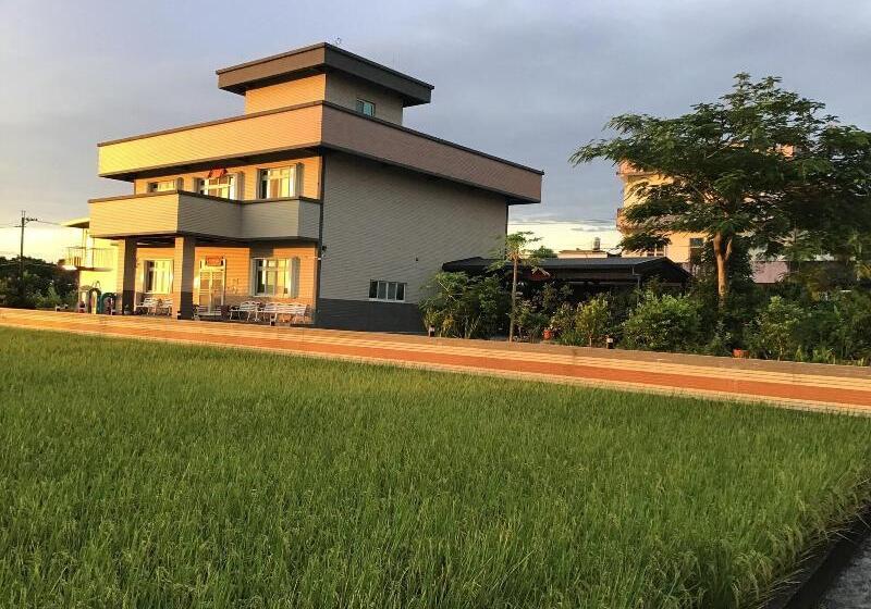 تختخواب و صبحانه Hao Ya Villa