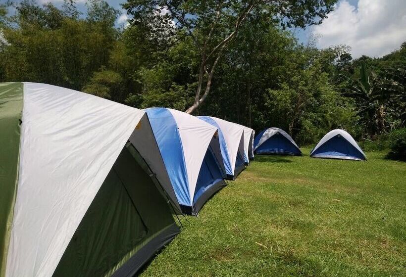 مبيت وإفطار Kiulu Riverside Chalet