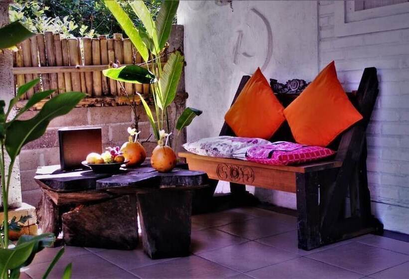 Bed and Breakfast Pranajaya Loka