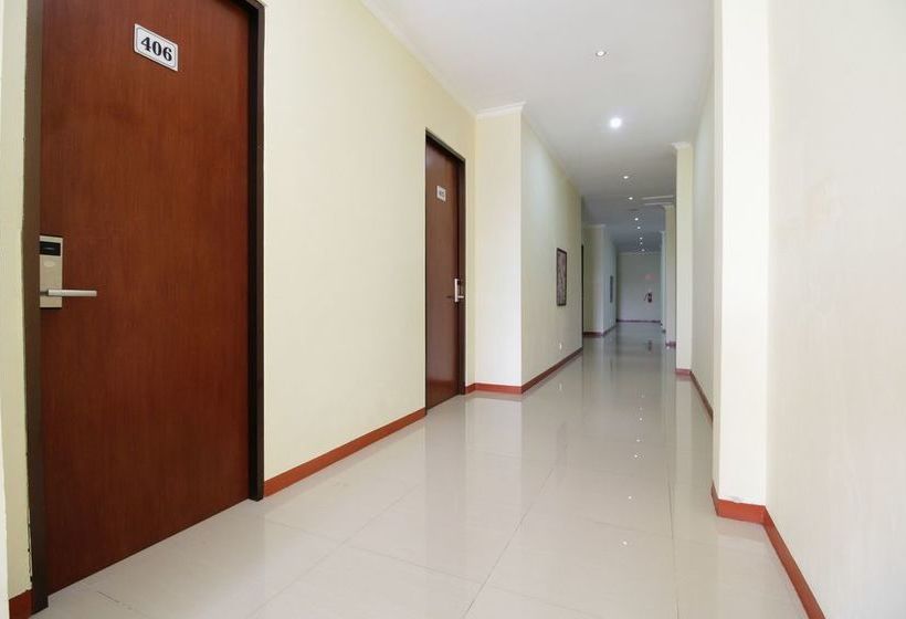 בית מלון כפרי Airy Alun Alun Bojonegoro Trunojoyo 2