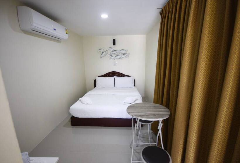 בית מלון כפרי Vimaan Navy Resort