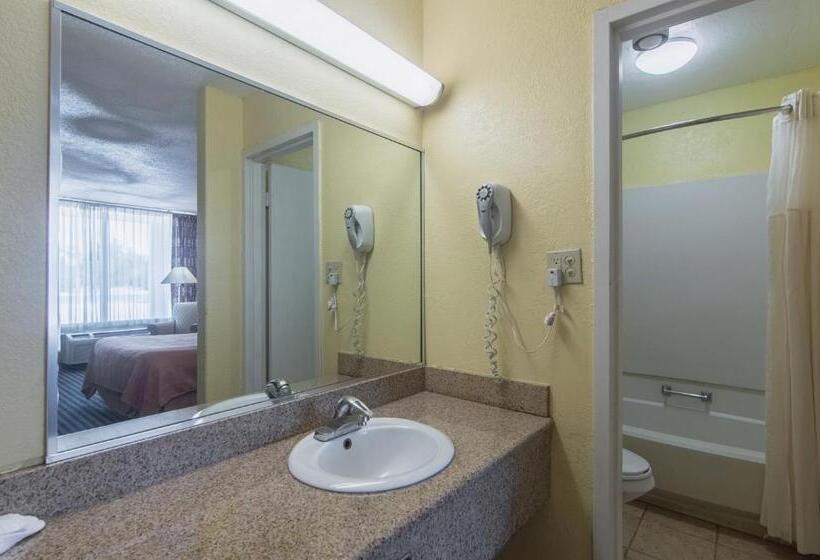 Motel 6liberal, Ks