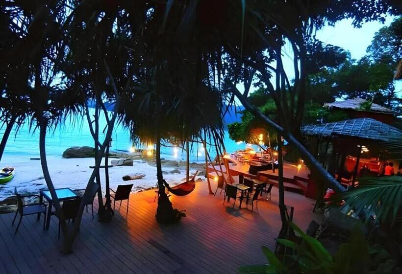 پانسیون Decho Beach Resort